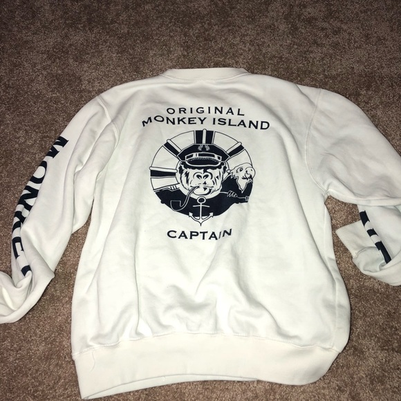 Brandy Melville monkey island sweatshirt - Picture 2 of 2